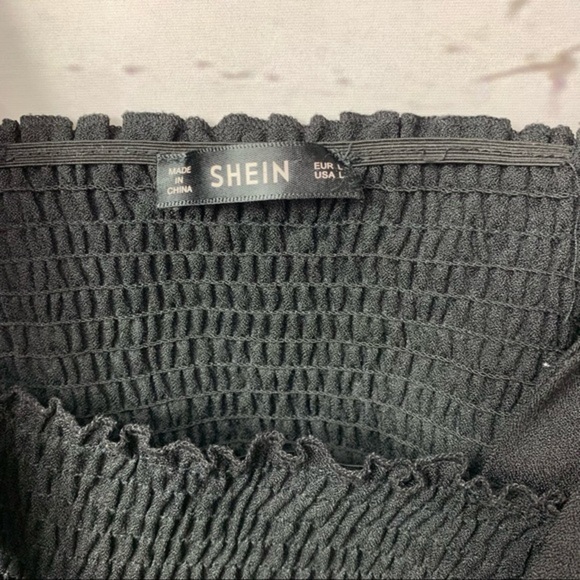 Shein Tied Shoulder Shirred Crop Top - Picture 4 of 6